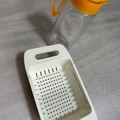 キッチン用品　生活用品　お茶ポット　水切り　食器置き　キッチン用品　ザル　の画像