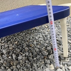 折りたたみテーブルの画像