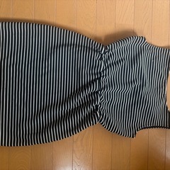 riendaノースリーブミニワンピース 黒白ストライプの画像