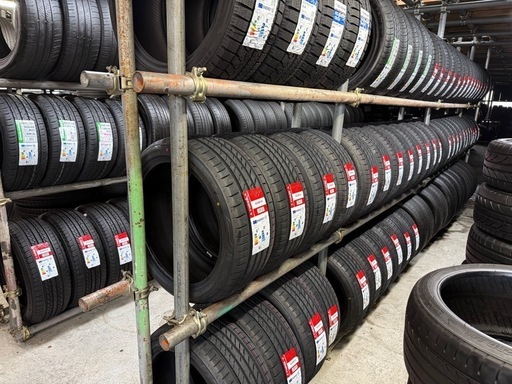 215/45/17 (4本) タイヤ+交換、全てコミコミ、愛知県大府市