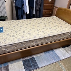 受け渡し者決まりました。引き出し収納付きベッド