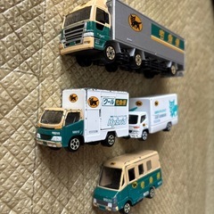 ヤマト運輸　ミニカー4台の画像