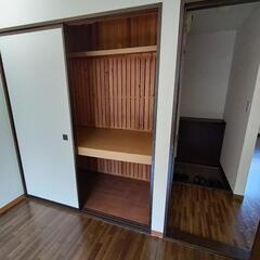 🍀お得🉐条件に合う５名の方トイレや洗面所のサイズに合うクッションフロアをカットして売ります貼替え工事も可能ですの画像