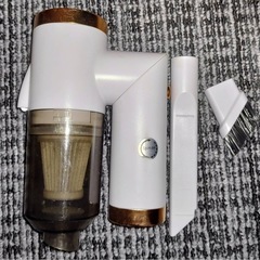 小さい掃除機の画像