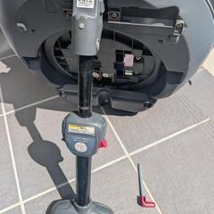 Apricaチャイルドシート360°回転フラット機能付きの画像