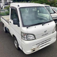 ダイハツハイゼットトラック白　5M/T 4WD エアコン・パワステ付