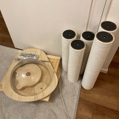 【鵠沼海岸 手渡し】中古キャットタワーの画像