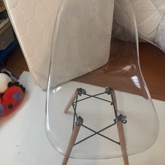 イームズ　シェルチェア　椅子　リビングチェアの画像