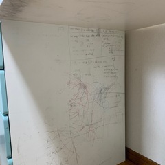 イケアの机（幅広）の画像
