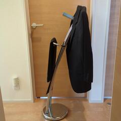 スーツラックの画像