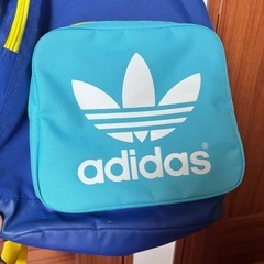 adidas アディダス リュックの画像