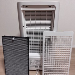 SHARP 除加湿空気清浄機(除湿・加湿・空気清浄機)の画像