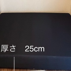 足付きマットレスの画像