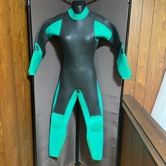 レディース　ウェットスーツ　S A S