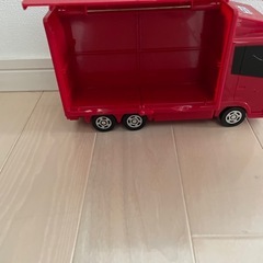 トミカ  収納トラックの画像