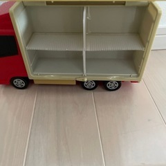トミカ  収納トラックの画像