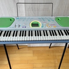 CASIO 電子ピアノ　LK-102