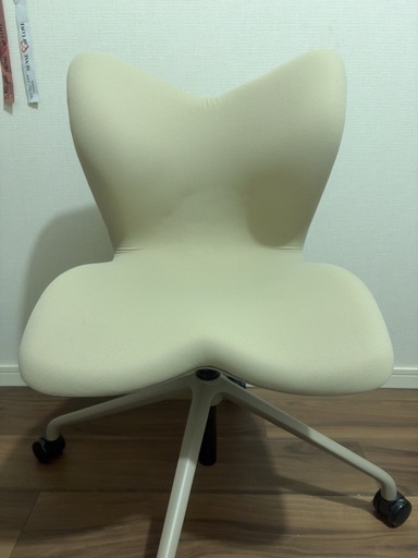 美品！ほぼ使用してないです！MTG Style 健康 チェア