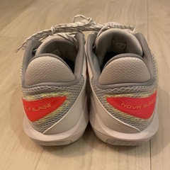 アシックス ASICS ノヴァサージロー バッシュ バスケットボールシューズの画像