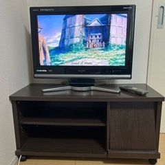 テレビとテレビボード