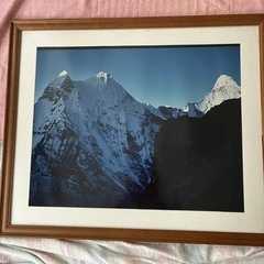 ヒマラヤ山脈　アマダブラムと無名峰写真