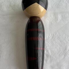 【経年劣化あり】創作こけし 黒赤縞模様 作家サインありの画像