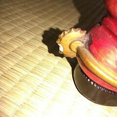 靴型の陶器飾り物の画像