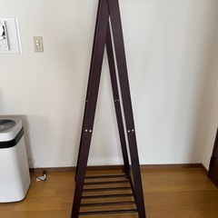 木製ハンガー