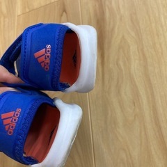 アディダス★サンダルの画像