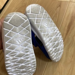 アディダス★サンダルの画像