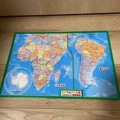世界地図　パズルの画像