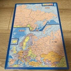 世界地図　パズルの画像