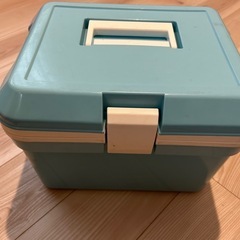 カインズクーラーボックス