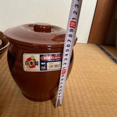 すり鉢、重し、丸壺の画像