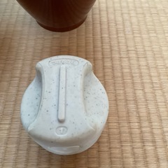 すり鉢、重し、丸壺の画像