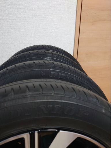 タイヤ 、ホイール
