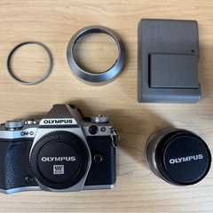 OLYMPUS OM-D  E-M5 MarkⅡ + 単焦点レン...