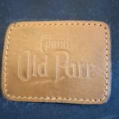 ブラウン レザー クラッチバッグとOld Parr トラベルポーチ ネイビーの画像