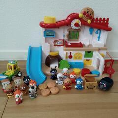 アンパンマン　はじめてハウス　玩具