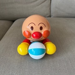 アンパンマン　ハイハイでおいかけっこ
