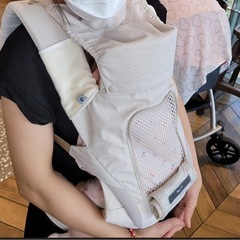 美品】POGNAE 3 in 1 ヒップシート ベージュ ポグネーmax B