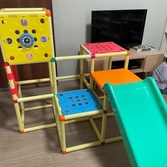 ジャングルジム