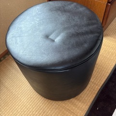 スツール