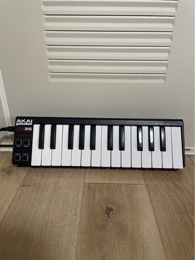 【希望者のみラッピング無料】 Akai LPK25 APC mini セット楽曲制作打ち込みデジタル音楽曲作り DTM・DAW