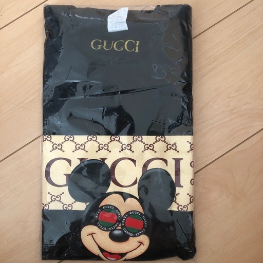 グッチTシャツ