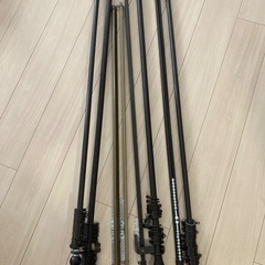 物置断捨離品　カーテンレール　3つありますの画像