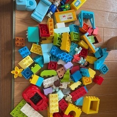 レゴセット　オマケとしてしまじろうの人形と積木