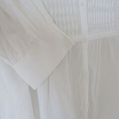 ことせ　ピンタック使いチュニック　綿100％　オフホワイト　未使用　Mサイズの画像