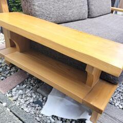 木製ソファーの画像