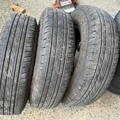 ハイエース 195/80R15 3本のみの画像